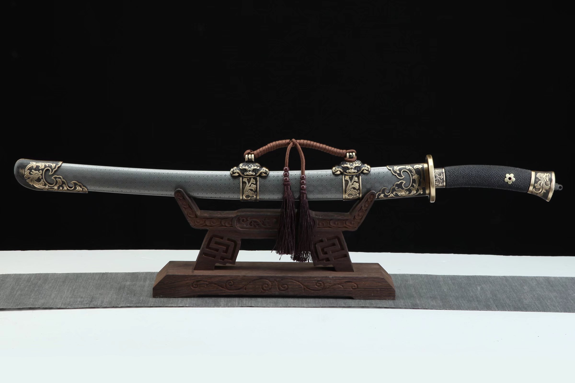 青龙宝刀（仿古银金属鞘） - 火龙灭-龙泉市西风刀剑厂